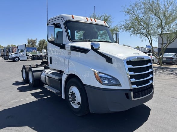 truck 220981 (7+1)-11028072379