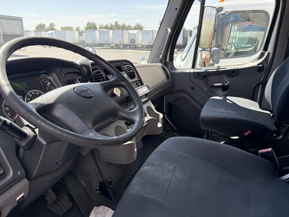truck 220985 (10+1)-11029801602