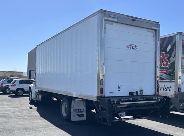 truck 220986 (4+1)-11027586852