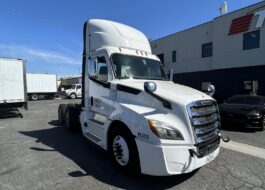 truck 221202 (0+1)-11032034827