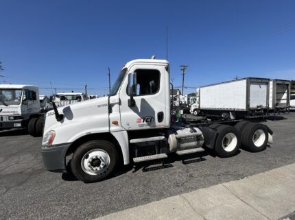 truck 221203 (0+1)-11032035851