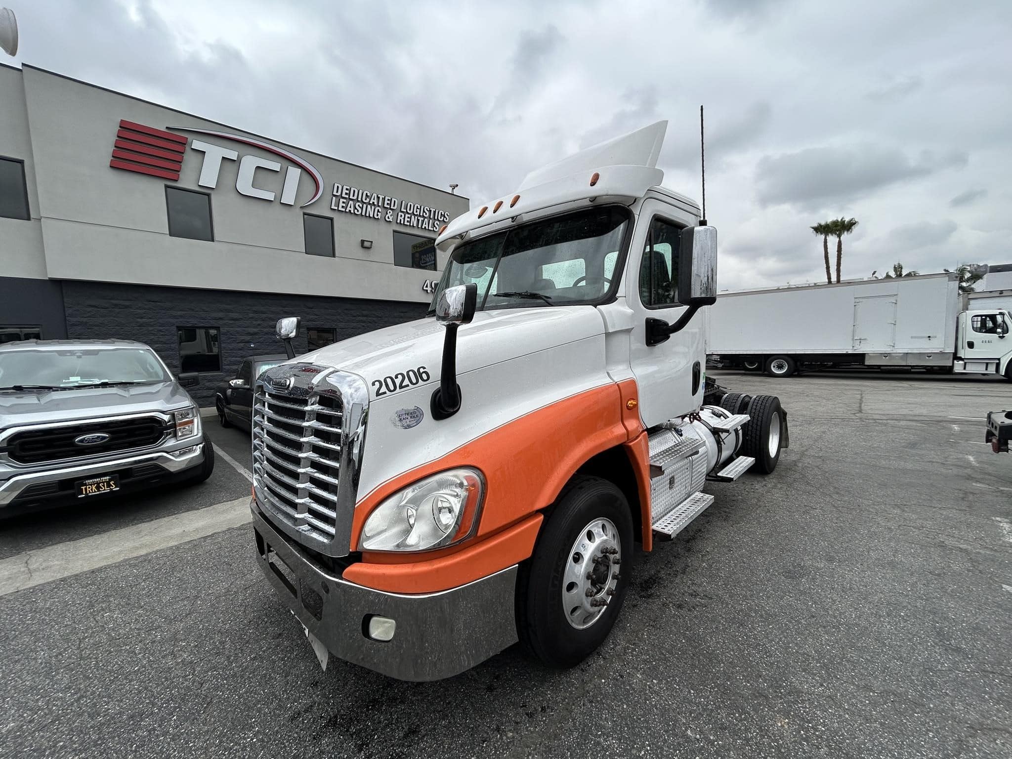 truck 221241 (1+1)-11032033549