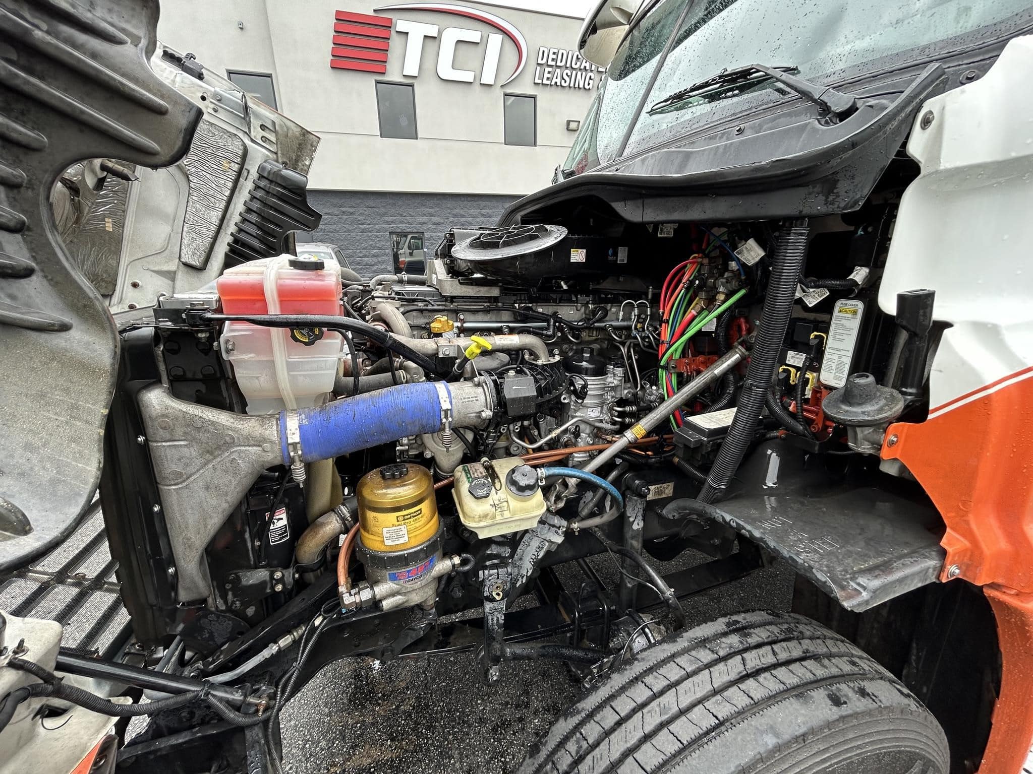 truck 221241 (6+1)-11032033744