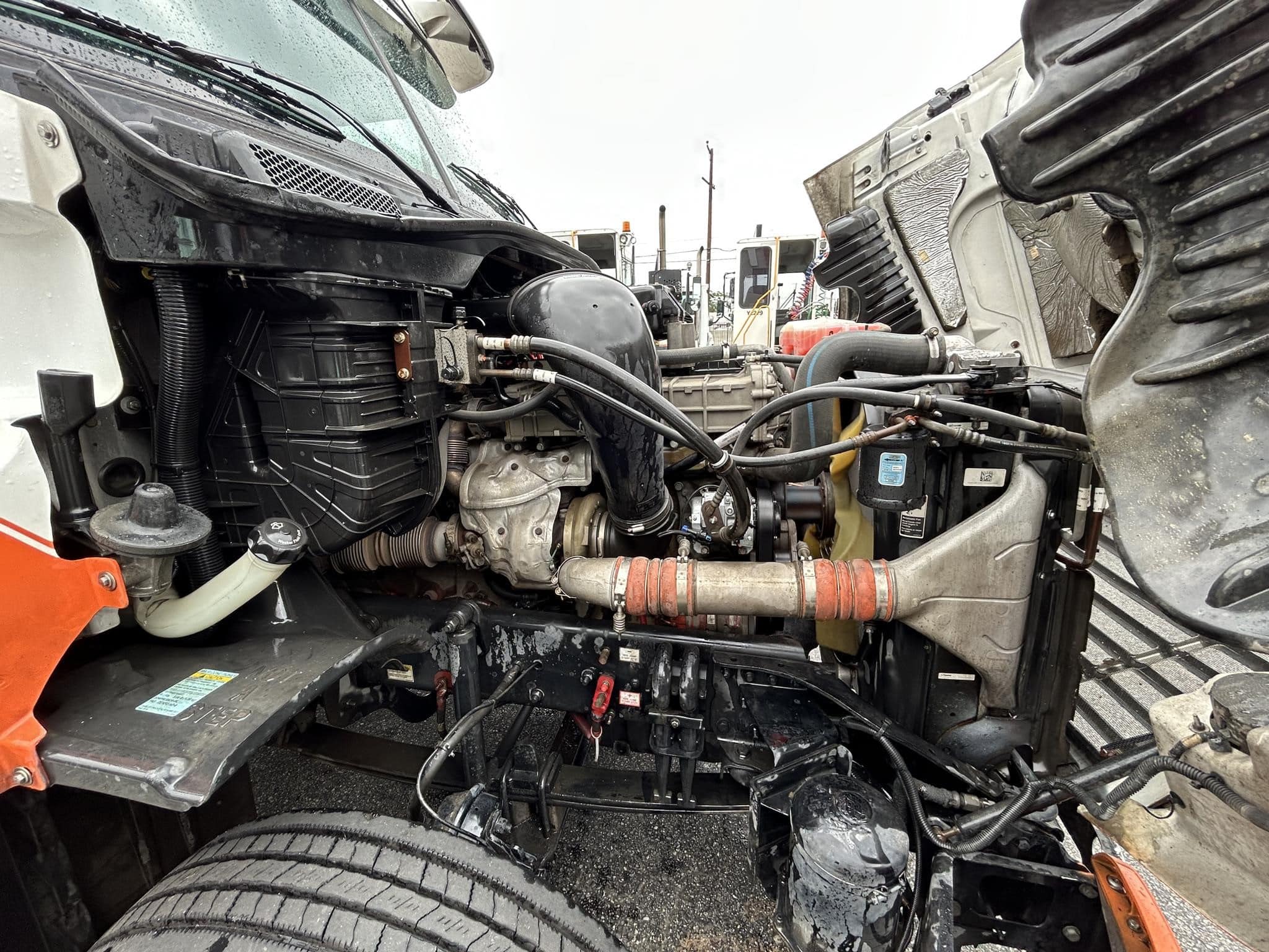 truck 221241 (7+1)-11032033790