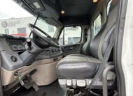 truck 221241 (8+1)-11032033850
