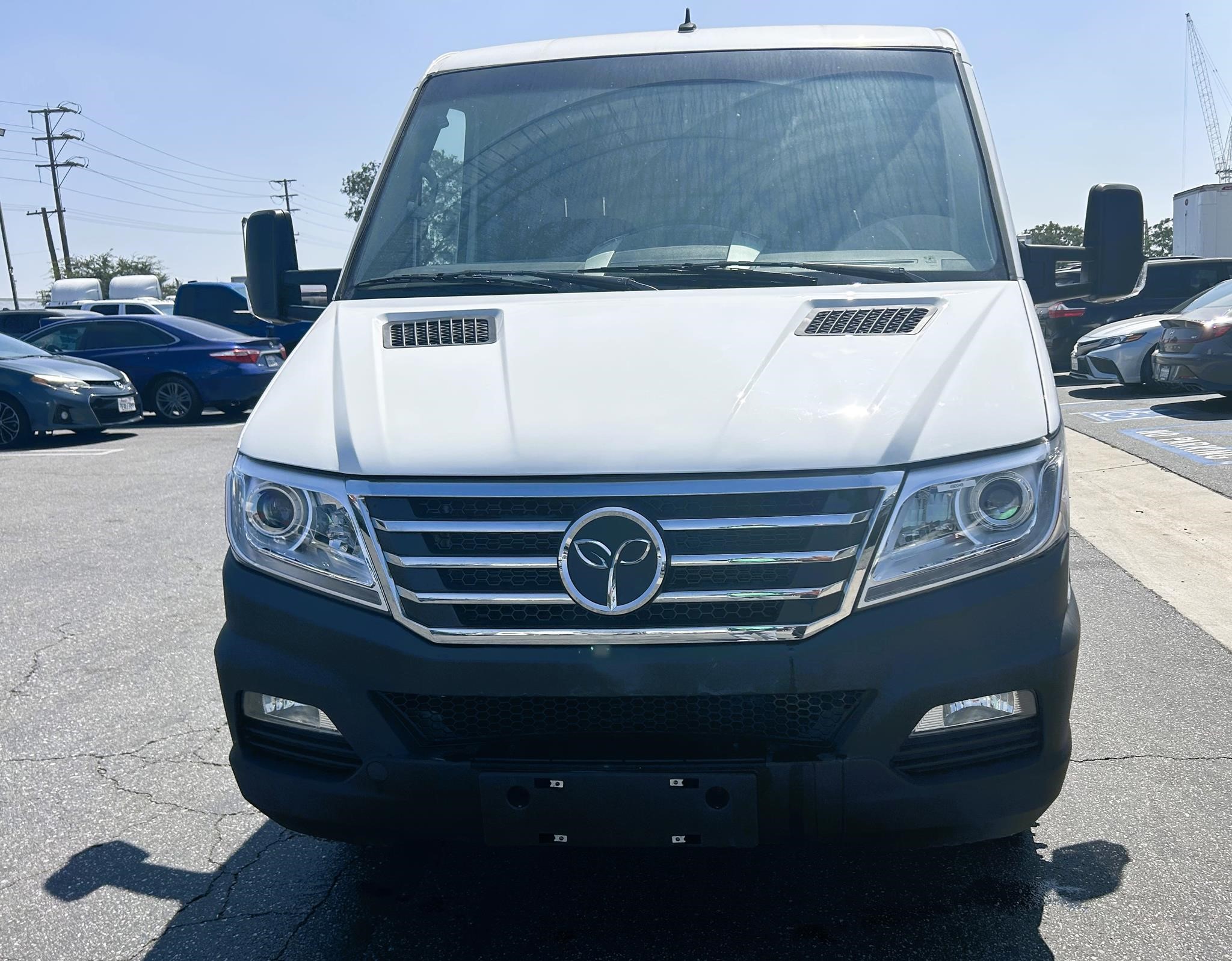 truck 221242 (4+1)-10000077621