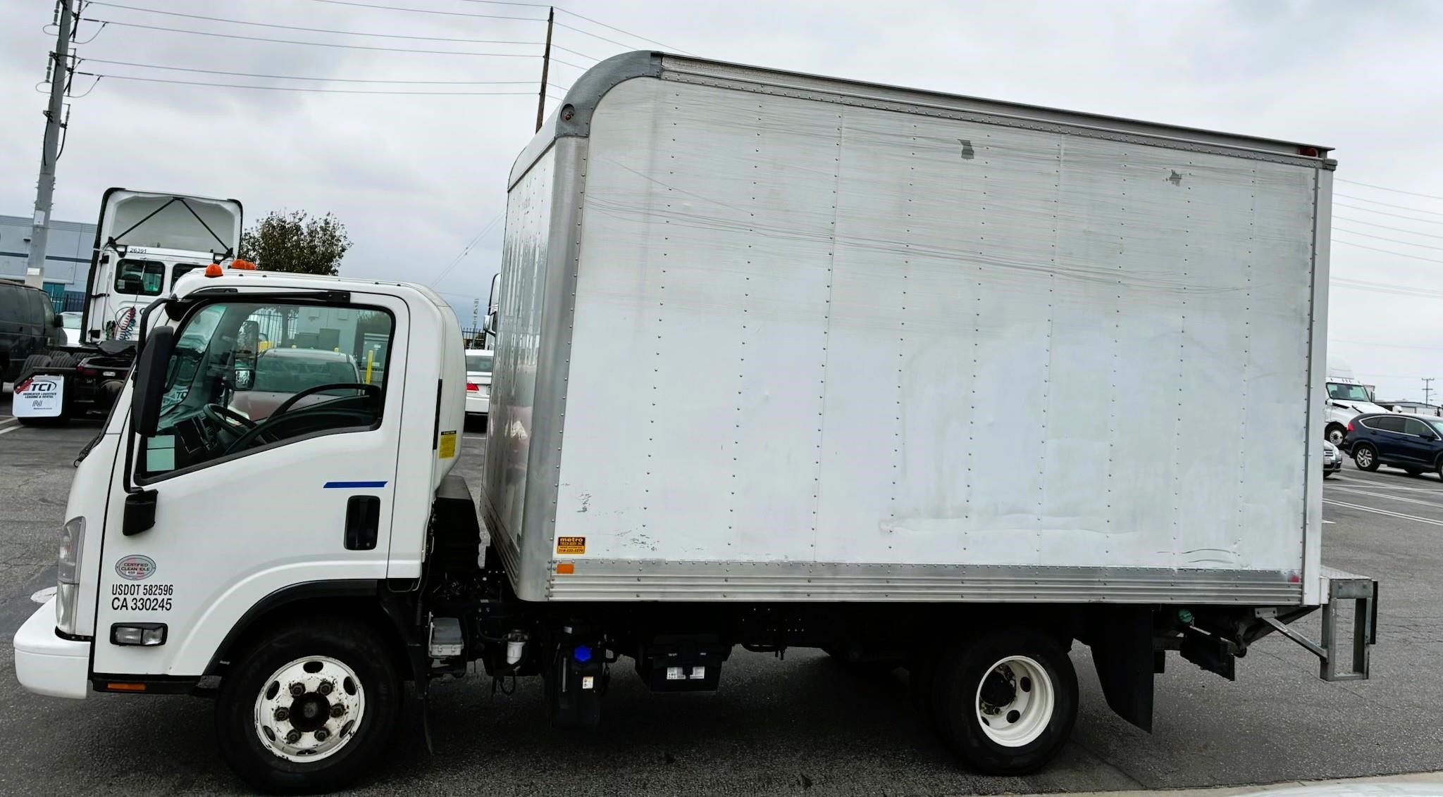 truck 221243 (6+1)-11031848052