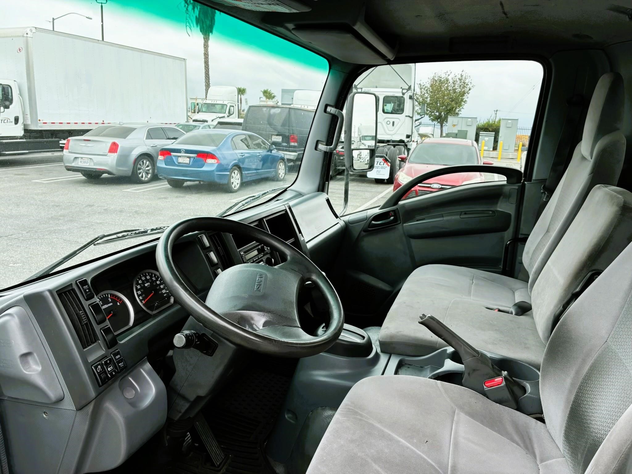 truck 221243 (7+1)-11031848175