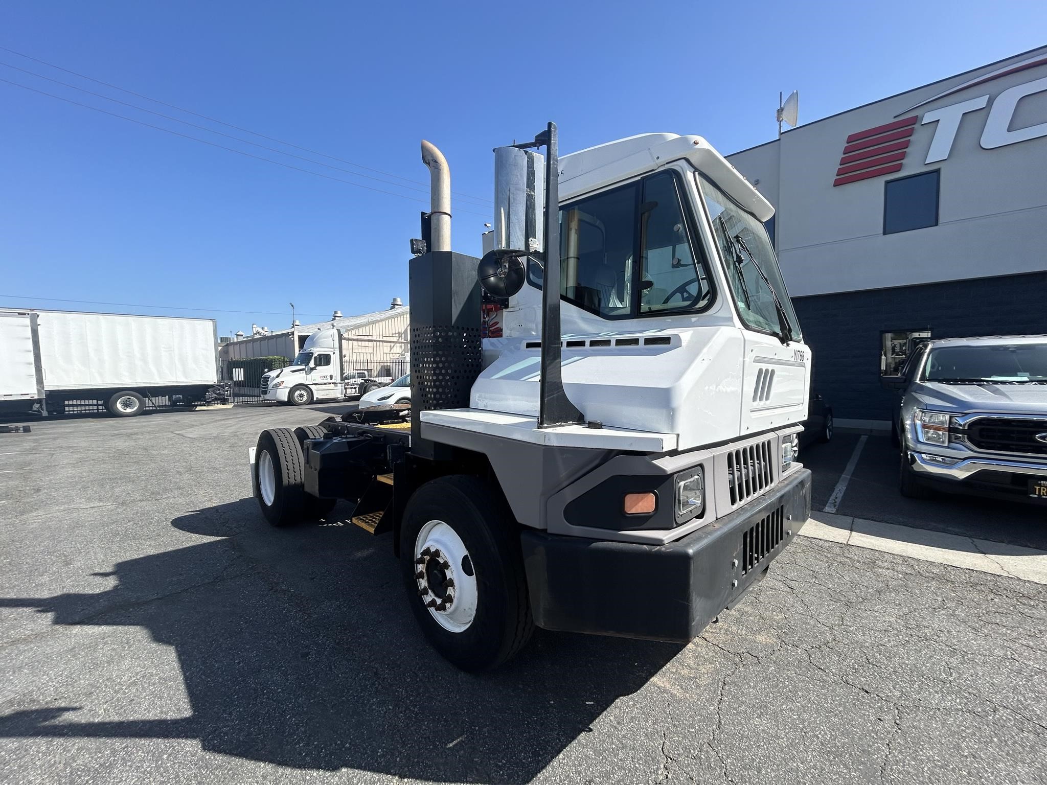 truck 221245 (1+1)-11022111159