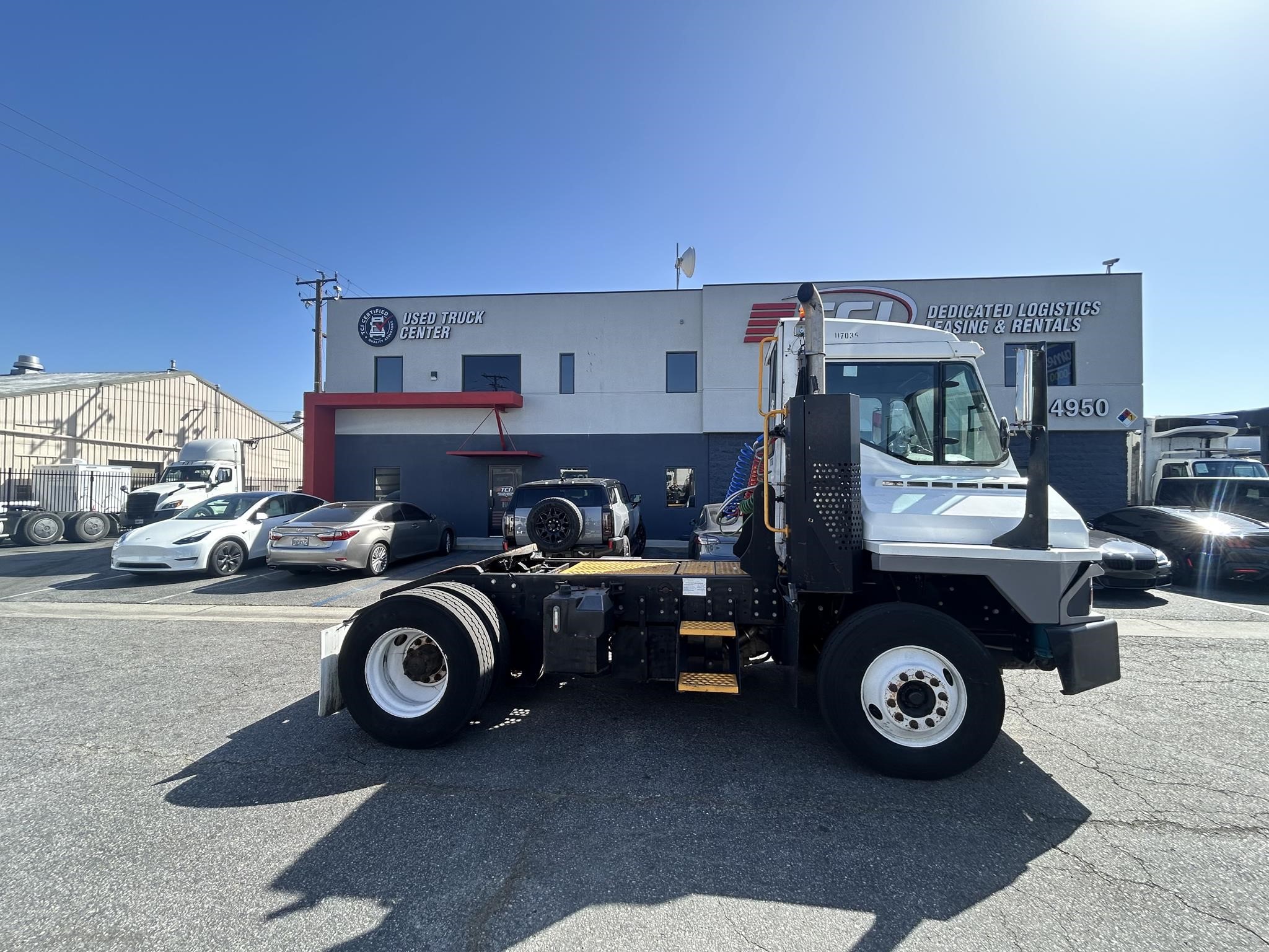 truck 221245 (2+1)-11022111154