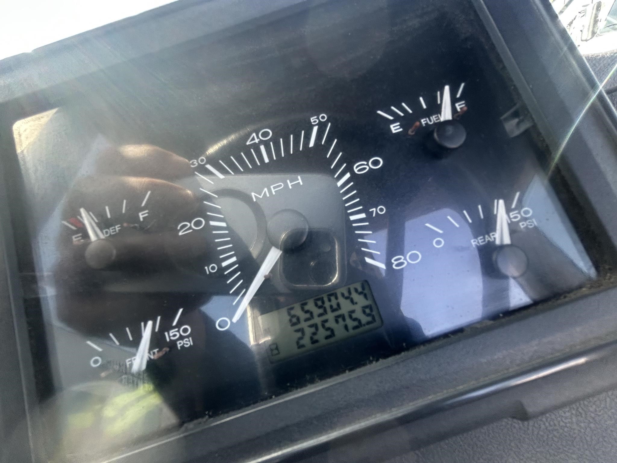 truck 221245 (4+1)-11022111192