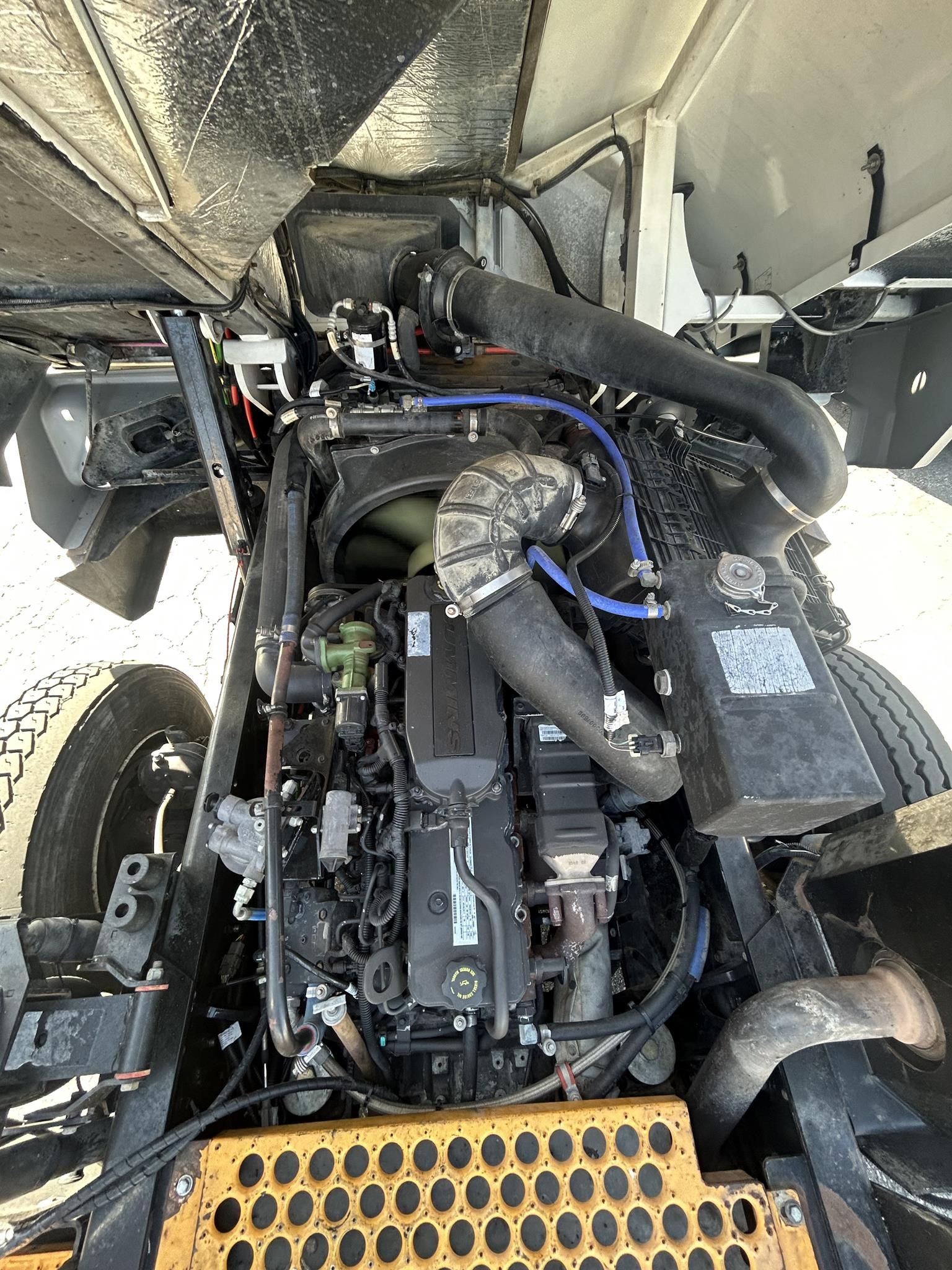 truck 221245 (7+1)-11022111126