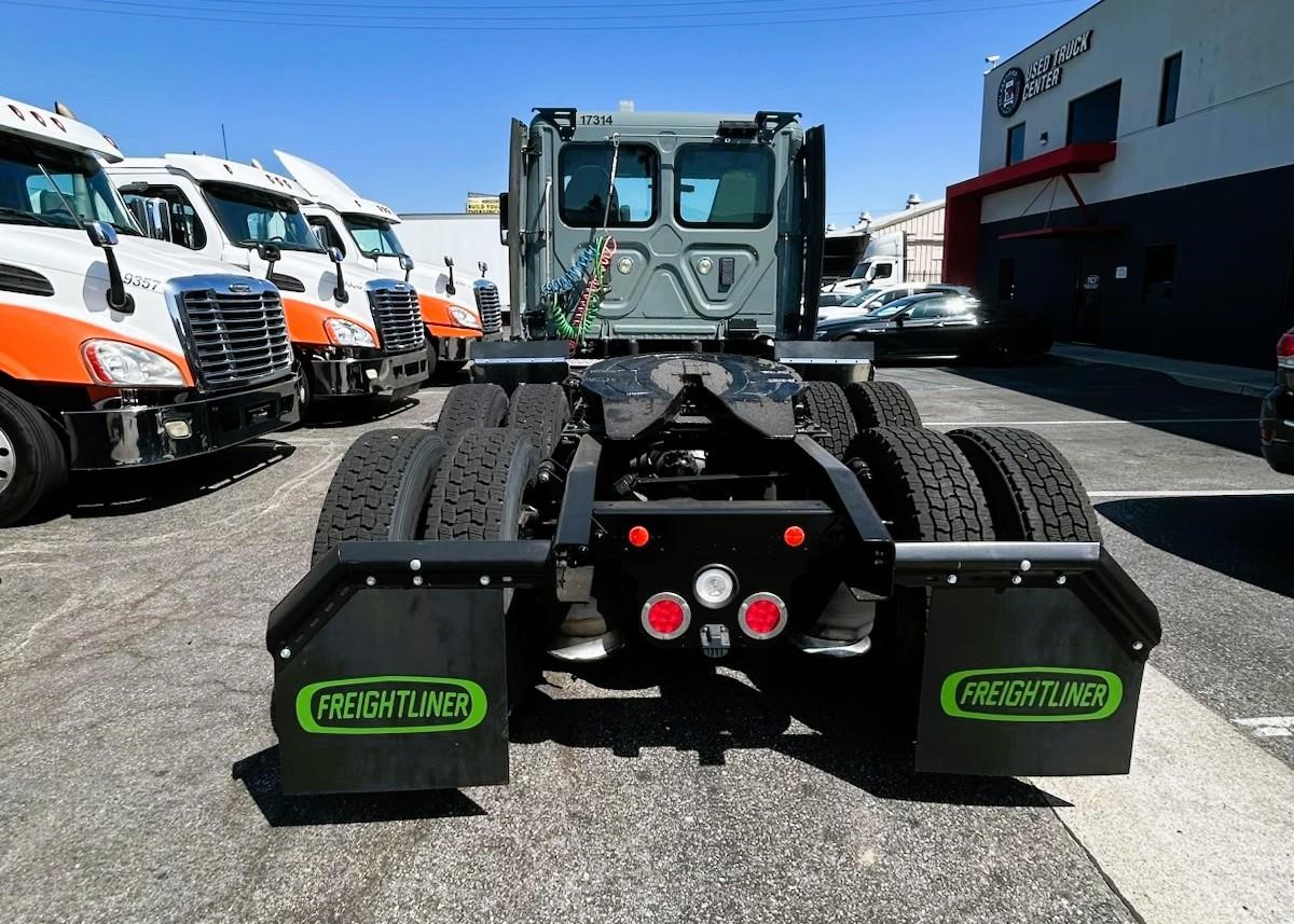 truck 221425 (2+1)-11039192960