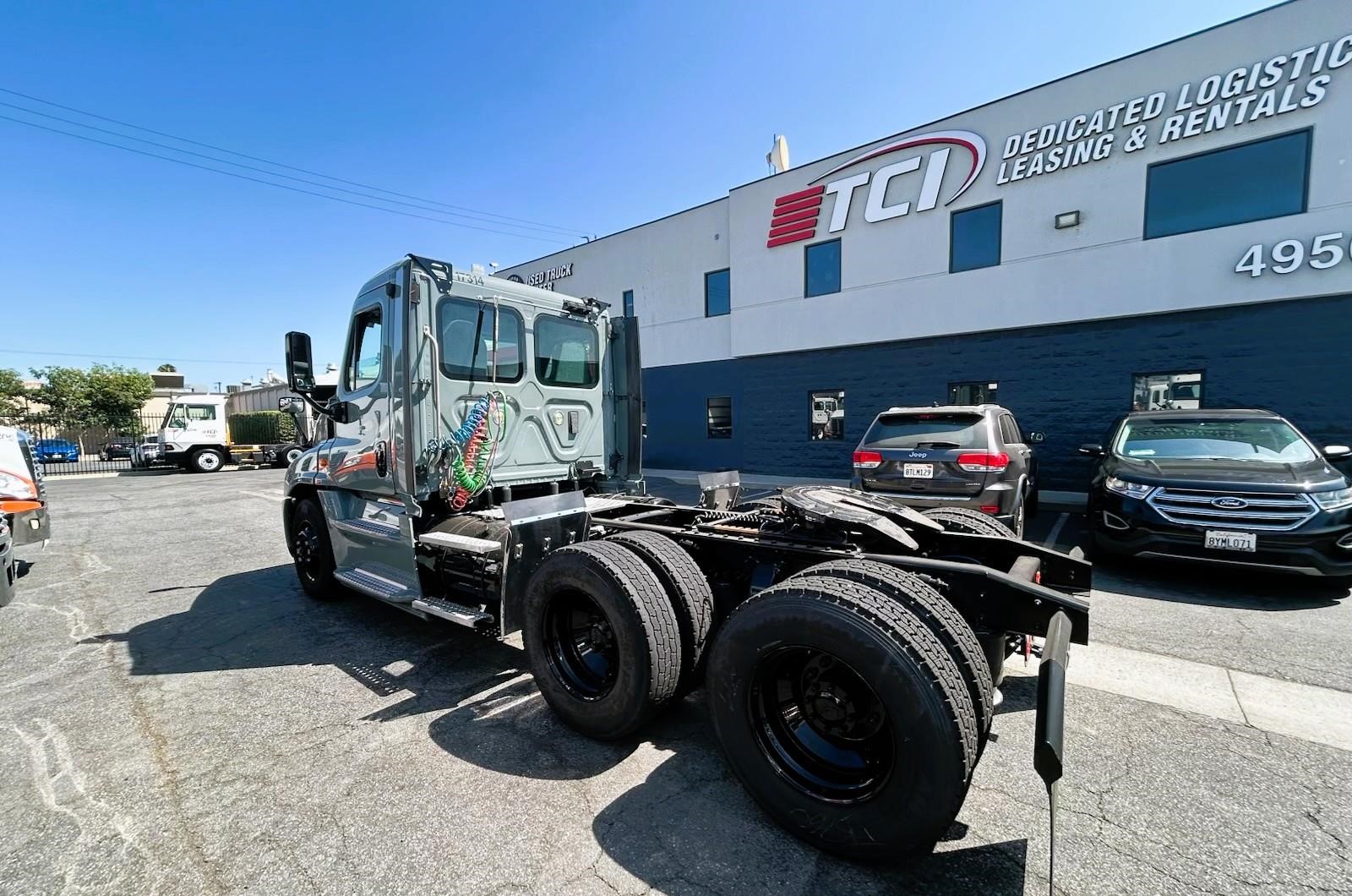 truck 221425 (3+1)-11039193001