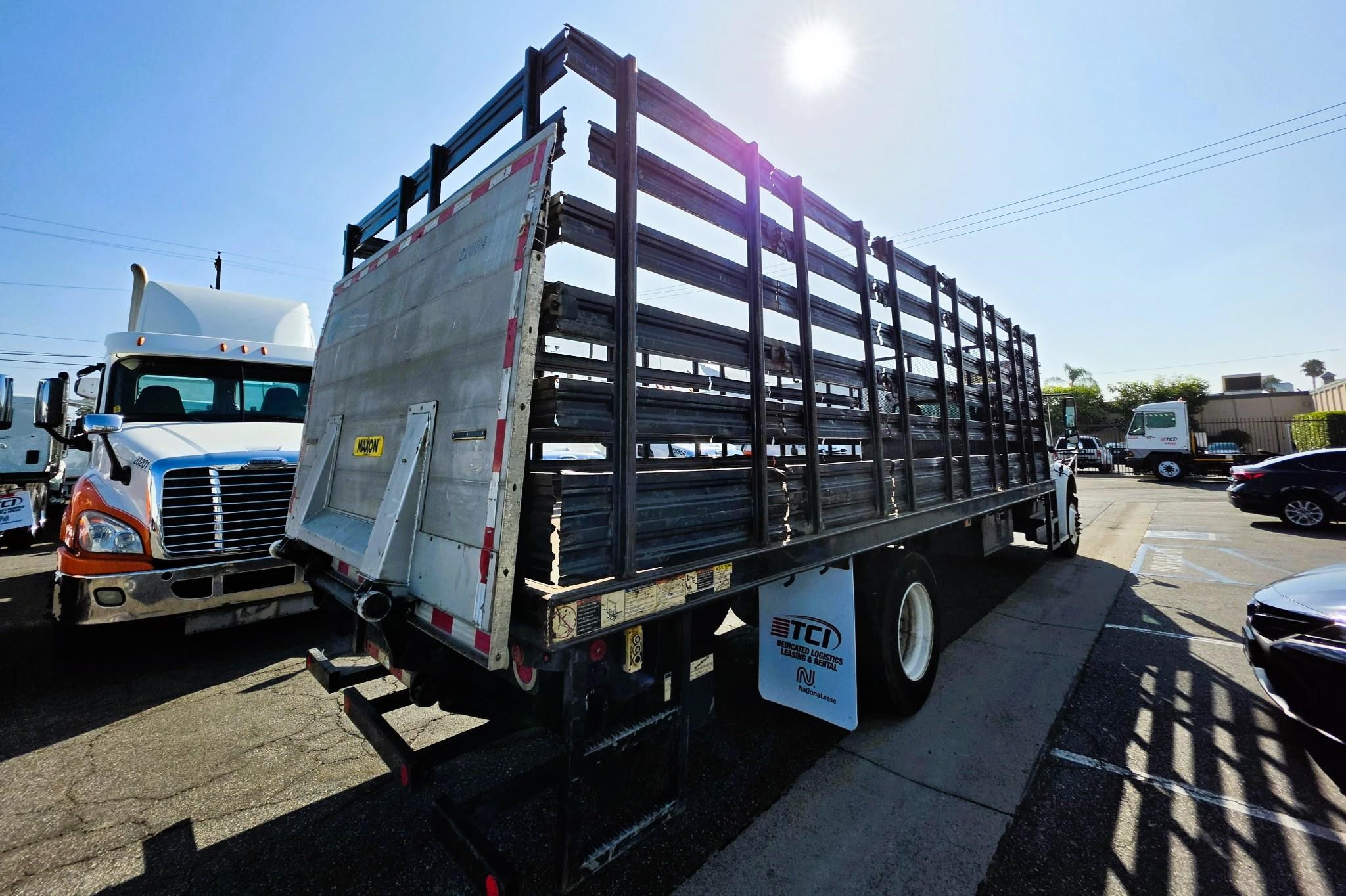 truck 221426 (4+1)-11038123262
