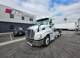 truck 221467 (0+1)-11039623815
