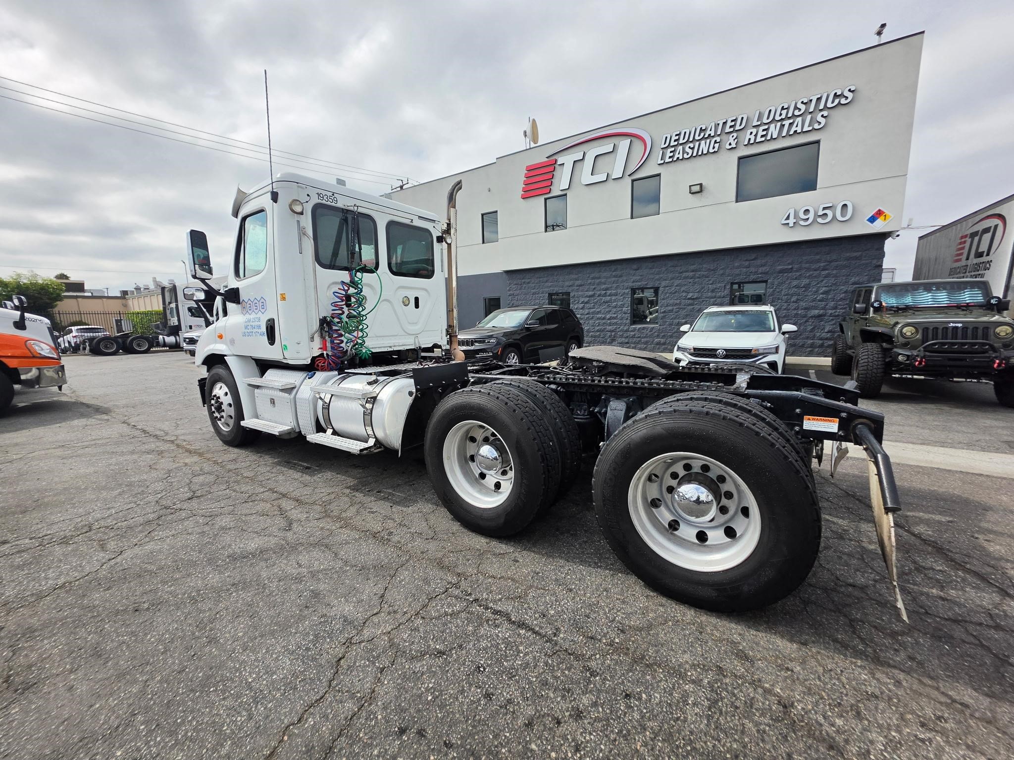 truck 221467 (2+1)-11039623850