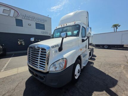 truck 221468 (0+1)-11039624638