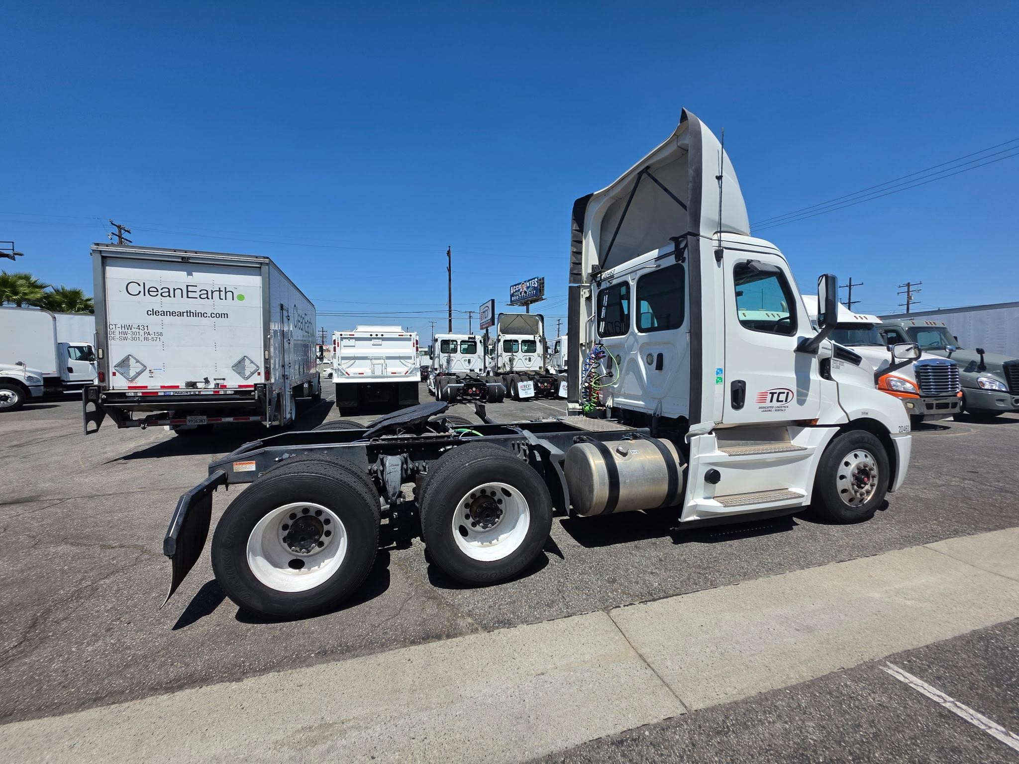 truck 221470 (3+1)-11039625957