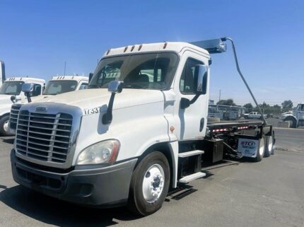 truck 221474 (0+1)-11039187076