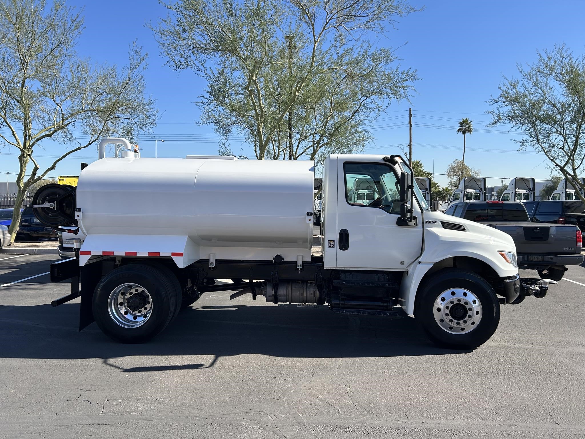 truck 221508 (2+1)-11013643707