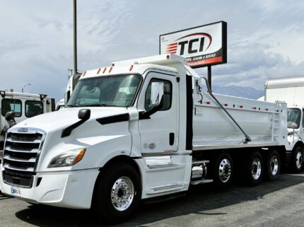 truck 221708 (0+1)-11046494930