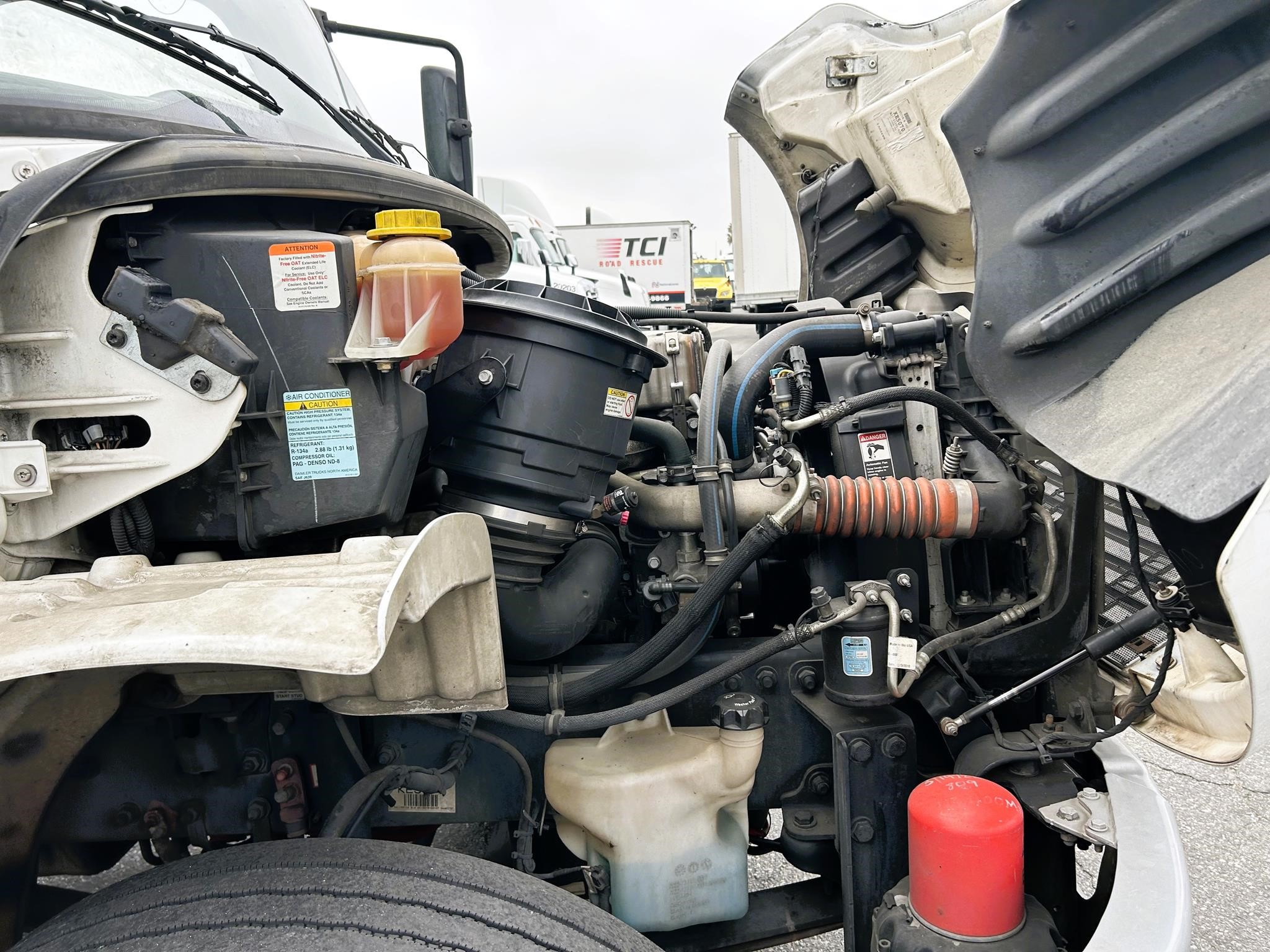 truck 221710 (5+1)-11046495774