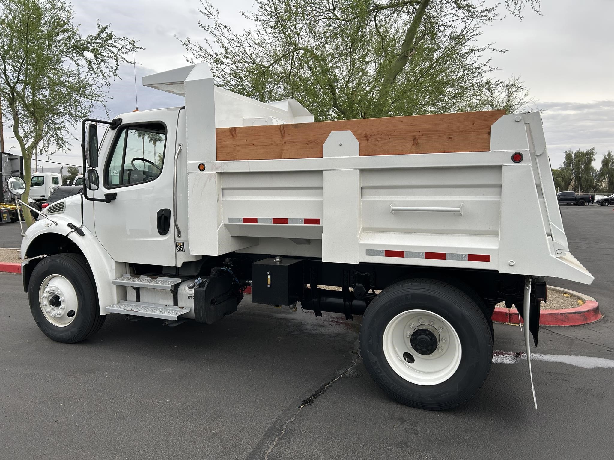truck 221713 (4+1)-11023867031