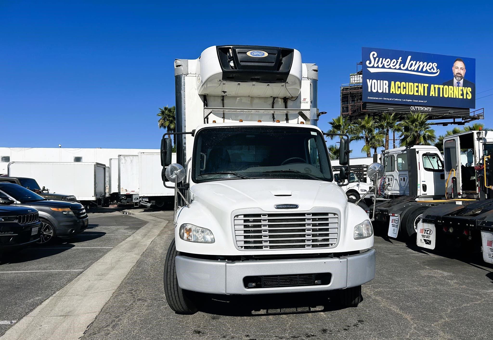truck 221721 (2+1)-11050588036